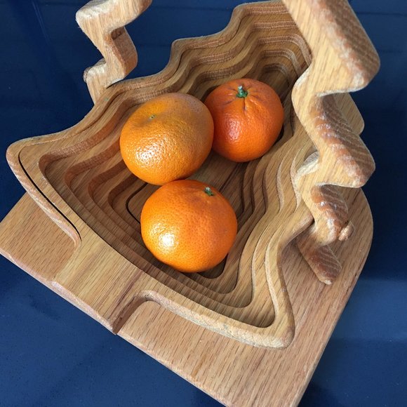 Amazing Artisan Carved Tree Basket/Server/Hot Pad - Picture 6 of 6